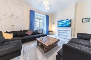 Town centre property convenient for the fells